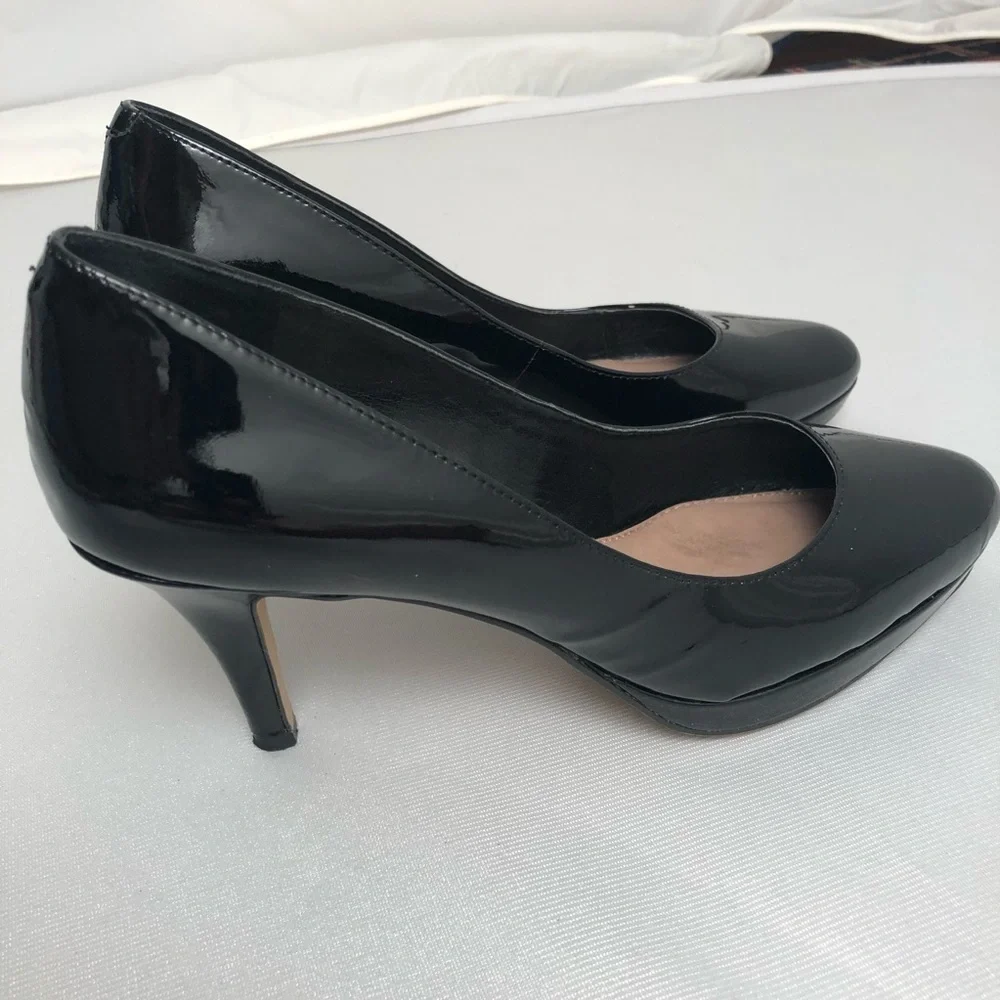 Vince Camuto vince camuto